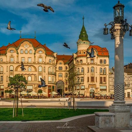 Bella Palace Oradea Exterior foto